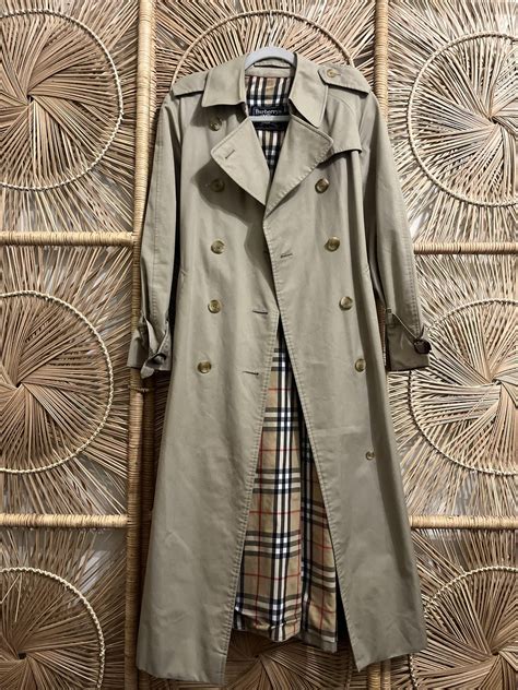 burberry's vintage coat identification